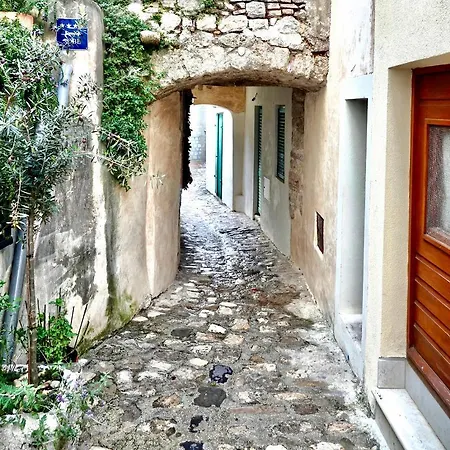 Zupan B Krk * Krk Town