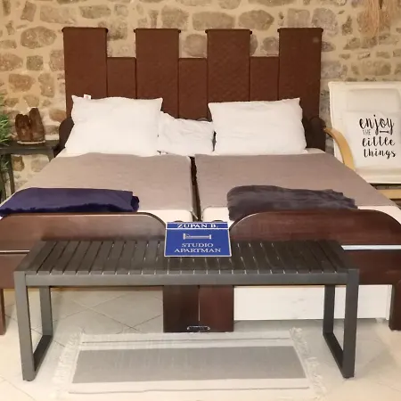 Zupan B Krk * קרק